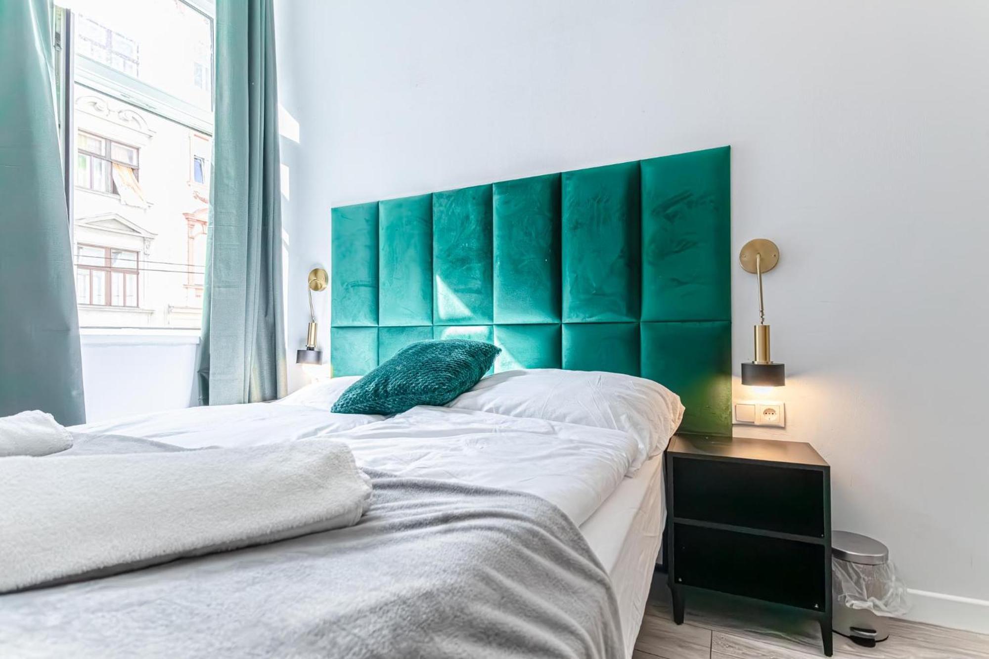 Budget-friendly 2br & 1lr, Delight Appartement